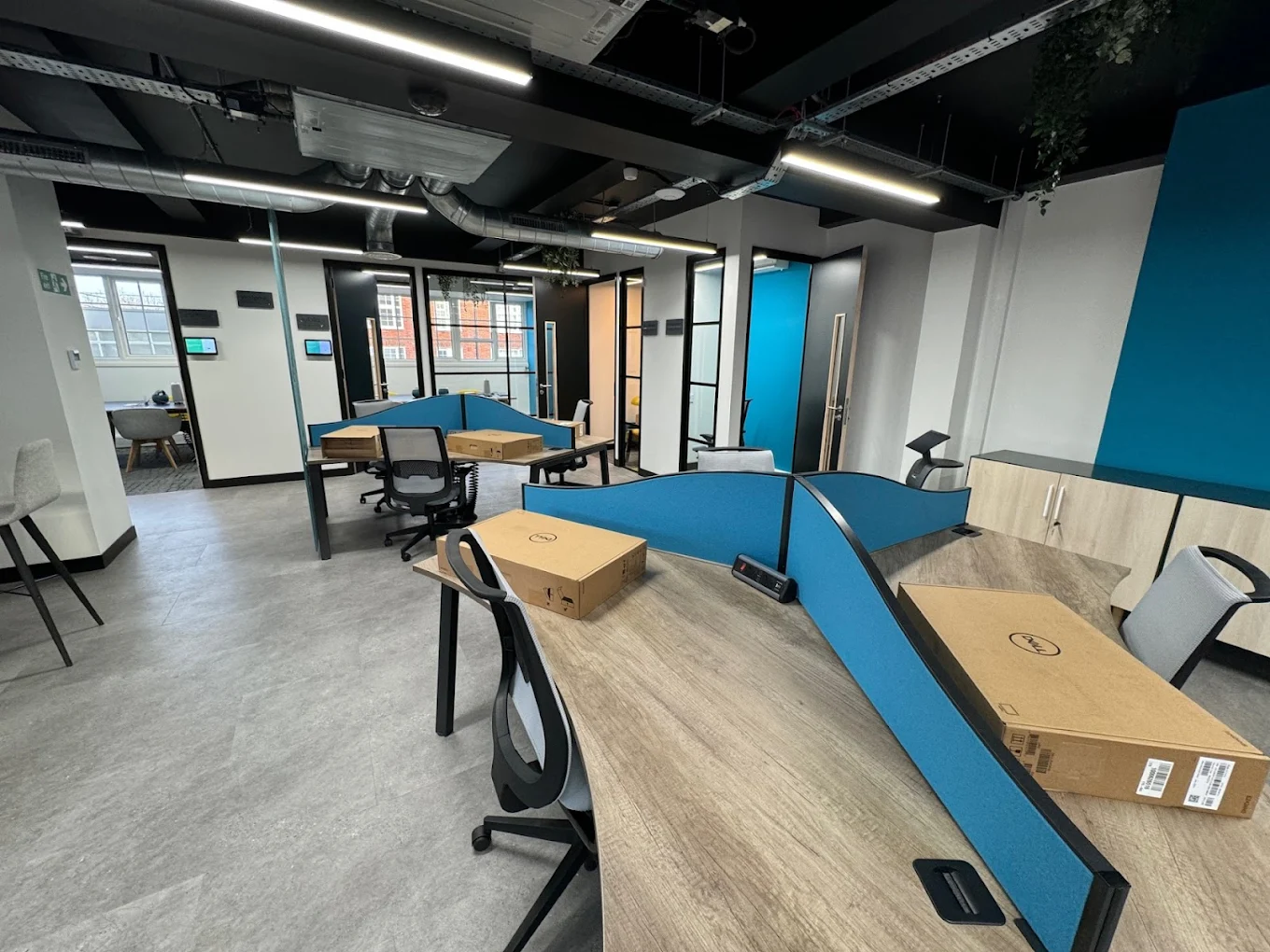 Hot Desk Coworking Space in Surrey